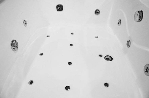 WANNA SPA Z HYDROMASAŻEM JACUZZI AQUAPEUTIC AQ-197 2-osobowa NERO 180x120x59cm