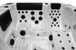 WANNA ZEWNĘTRZNA Z HYDROMASAŻEM AQUAPEUTIC 1662, 4-osobowa 200x200x80 cm, z obudową