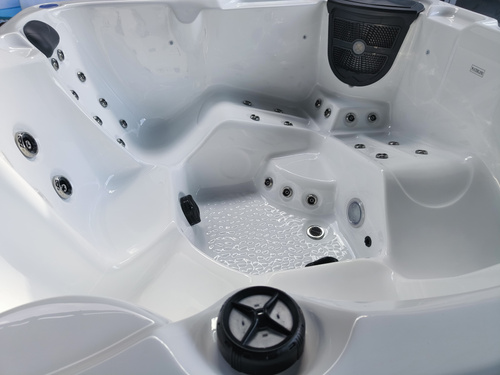 WANNA RAVON Imperial - Wanna ogrodowa / zewnętrzna jacuzzi