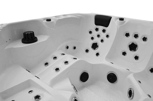 WANNA ZEWNĘTRZNA Z HYDROMASAŻEM AQUAPEUTIC 1346 STANDARD+ 5-osobowa 220x220x96cm