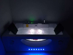 CZARNA WANNA SPA Z HYDROMASAŻEM JACUZZI AQUAPEUTIC AQ-1659 PLUS 2-osobowa 180x92x60 cm, PRZESZKLONY FRONT