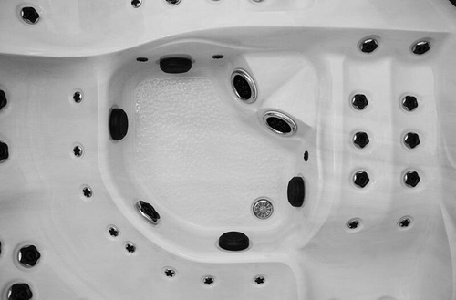 WANNA ZEWNĘTRZNA Z HYDROMASAŻEM AQUAPEUTIC 1662, 4-osobowa 200x200x80 cm, z obudową