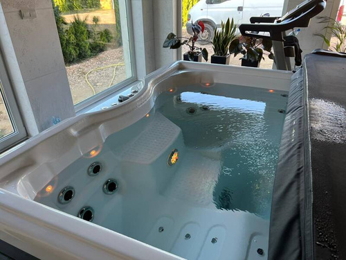 Wanna ogrodowa / zewnętrzna jacuzzi RAVON SPA GOLD