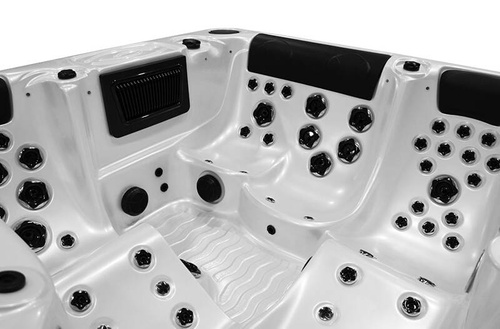 WANNA ZEWNĘTRZNA Z HYDROMASAŻEM AQUAPEUTIC 1662, 4-osobowa 200x200x80 cm, z obudową