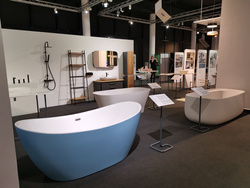 Wanna wolnostojąca Ravon Tulipano, bikolor, biało-niebieska