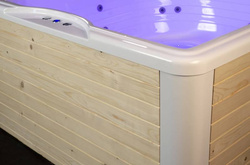 Wanna ogrodowa / zewnętrzna jacuzzi RAVON SPA 07