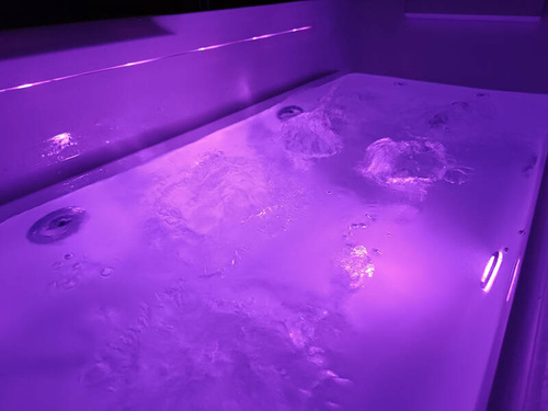 WANNA WOLNOSTOJĄCA Z HYDROMASAŻEM JACUZZI AQUAPEUTIC 1802 A, 170x78x60 cm