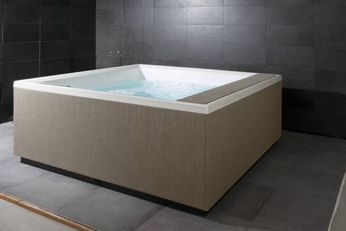 Wanna z hydromasażem Divina XL Outdoor SPA Plus Novellini, 200x200x85 cm