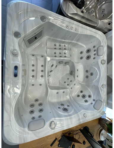 WANNA RAVON AURORA- Wanna ogrodowa / zewnętrzna jacuzzi