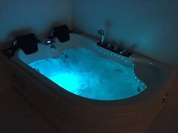 WANNA SPA Z HYDROMASAŻEM JACUZZI AQUAPEUTIC 162, 180x122x59 cm, prawa