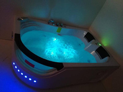 WANNA SPA Z HYDROMASAŻEM JACUZZI AQUAPEUTIC AQ-1665 PLUS, 2-osobowa, 180x120x63 cm, prawa