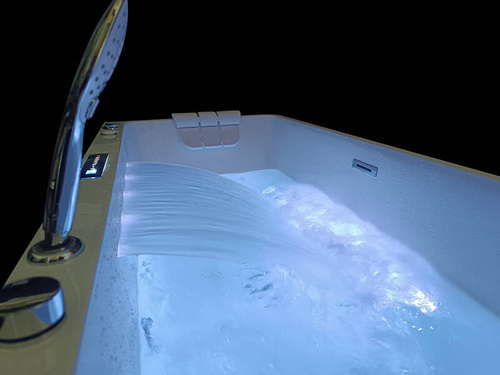 WANNA WOLNOSTOJĄCA Z HYDROMASAŻEM JACUZZI AQUAPEUTIC AQ-1801A PRESTIGE 1-osobowa 170 x 80 x 58 cm