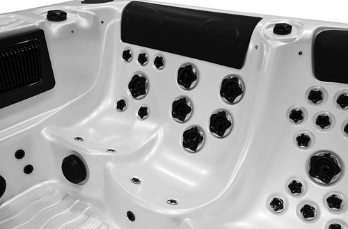 WANNA ZEWNĘTRZNA Z HYDROMASAŻEM AQUAPEUTIC 1662, 4-osobowa 200x200x80 cm, z obudową