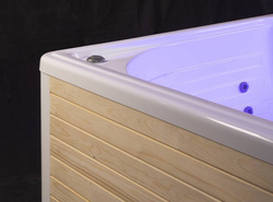 Wanna ogrodowa / zewnętrzna jacuzzi RAVON SPA 07