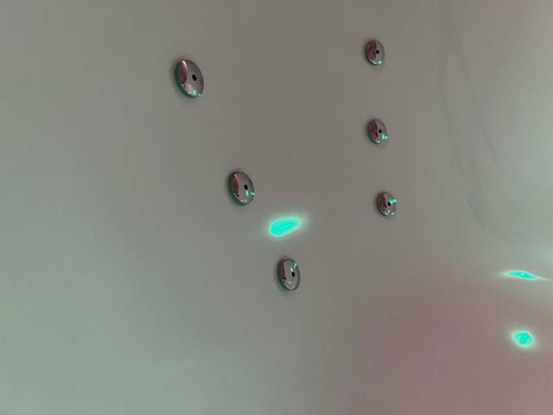 Wanna przyścienna Ravon Sensual Wall, z masażem i chromoterapią, bikolor