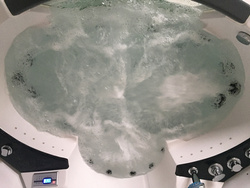 WANNA SPA Z HYDROMASAŻEM JACUZZI AQUAPEUTIC 1060, 2-osobowa 154x154x69 cm