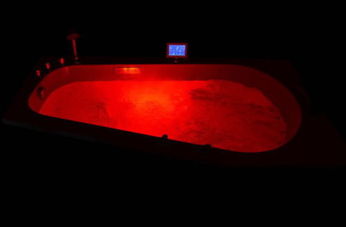 WANNA SPA Z HYDROMASAŻEM ASYMETRYCZNA AQUAPEUTIC AQ-07A, 1-osobowa 170x100x70 cm