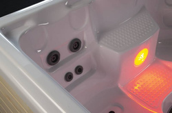 Wanna ogrodowa / zewnętrzna jacuzzi RAVON SPA 07