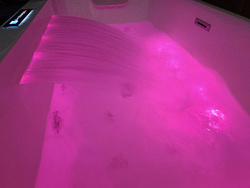 WANNA WOLNOSTOJĄCA SPA Z HYDROMASAŻEM JACUZZI AQUAPEUTIC AQ-1801A PRESTIGE 1-osobowa 150x75x58 cm