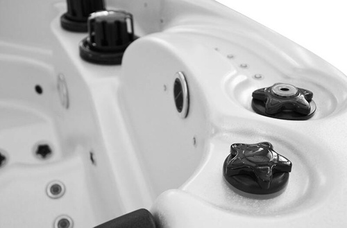 WANNA ZEWNĘTRZNA Z HYDROMASAŻEM AQUAPEUTIC 1513 6-osobowa 240x240x98 cm