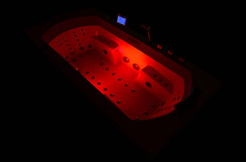WANNA SPA Z HYDROMASAŻEM JACUZZI AQUAPEUTIC 002A, 2-osobowa 150x150x70 cm