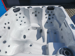 WANNA RAVON OPAL GOLD- Wanna ogrodowa / zewnętrzna jacuzzi