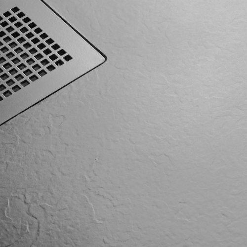 Brodzik Mori 90x90x3 cm ze strukturą kamienia naturalnego, szary mat RAL 7040