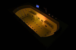 WANNA SPA Z HYDROMASAŻEM JACUZZI AQUAPEUTIC 04A 2-osobowa 170x120x70cm, prawa